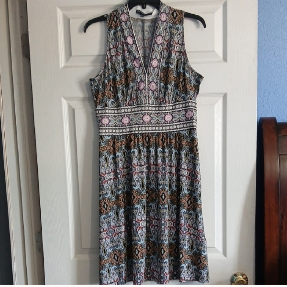 Maggy London Sleeveless V-Neck Midi Dress in Black, Brown, Blue, Pink - Picture 7 of 7